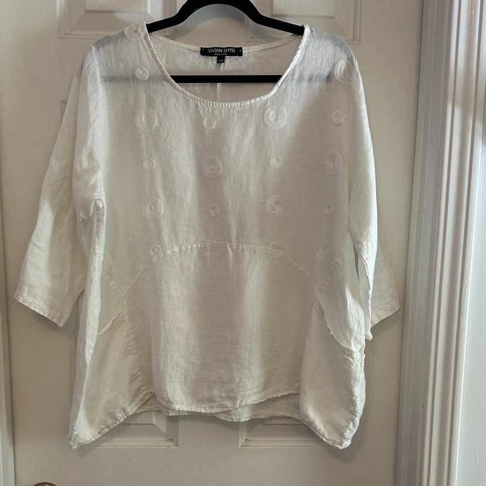 Vivian shyu lagenlook linen white polkadot top S/M